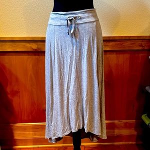 Athleta high low skirt